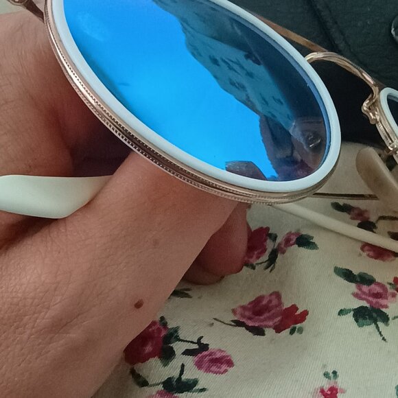 Ray-Bans - Picture 8 of 13